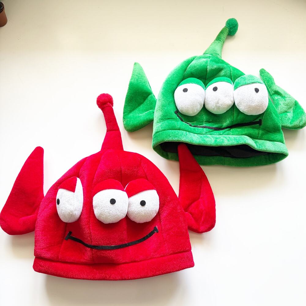 2 Toy Story 3 Eyed Alien Hats Red/Green Novelty Hat Adult One Size Fits Most